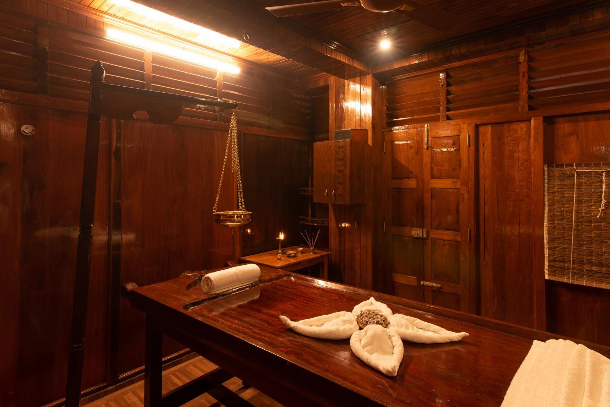 Atreya Ayurveda Beach Retreat Kovalam Esterno foto